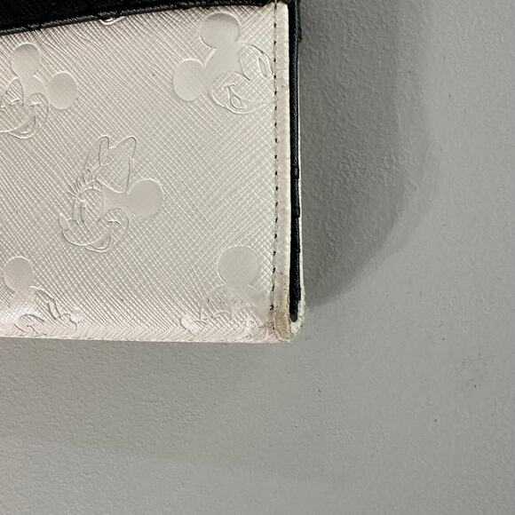 Loungefly Disney Mickey & Minnie Embossed Wallet Black White Faux Leather Zip - Picture 5 of 6